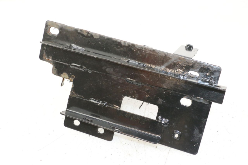 photo de POJEMNIK NA AKUMULATOR REGAL RAPTOR SPYDER 125 (2010 - 2018) - Inny kąt widzenia