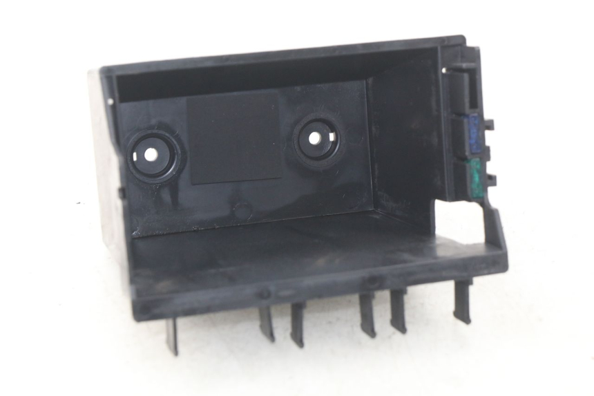 photo de POJEMNIK NA AKUMULATOR DAELIM S2 FI 125 (2008 - 2017) - Zoom stanu zużycia