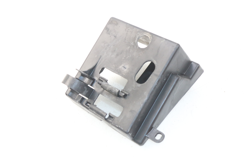 photo de POJEMNIK NA AKUMULATOR PEUGEOT SC 50 (1988 - 1992) - Inny kąt widzenia