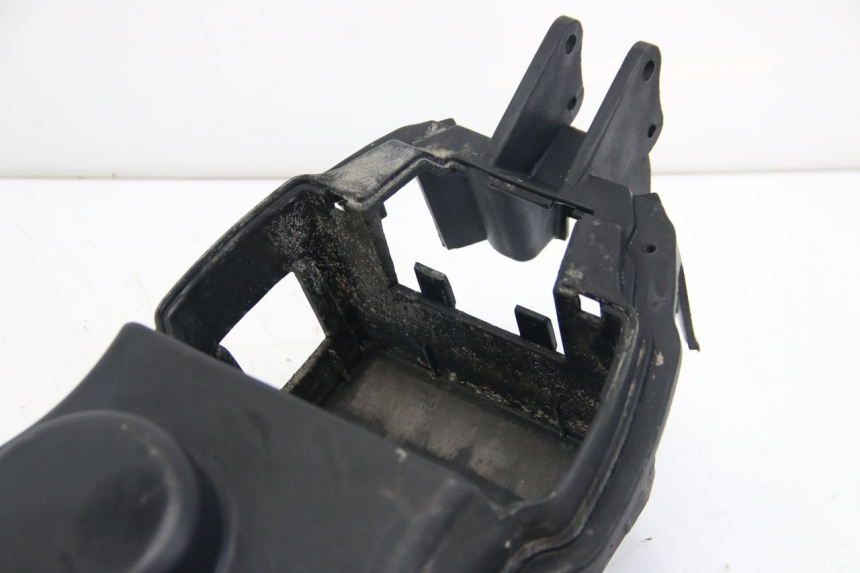 photo de POJEMNIK NA AKUMULATOR APRILIA SCARABEO 4T 50 (2009 - 2017) - Zoom stanu zużycia