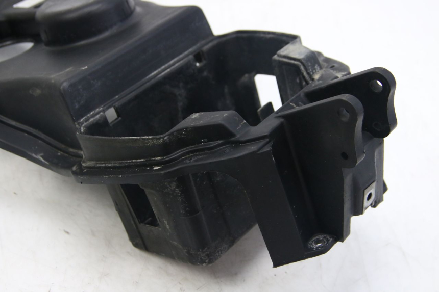 photo de POJEMNIK NA AKUMULATOR APRILIA SCARABEO 4T 50 (2009 - 2017) - Oznaczenia i referencje