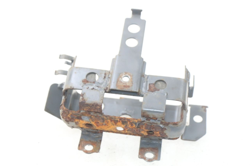 photo de POJEMNIK NA AKUMULATOR HONDA SCV LEAD 100 (2003 - 2007) - Szczegół części