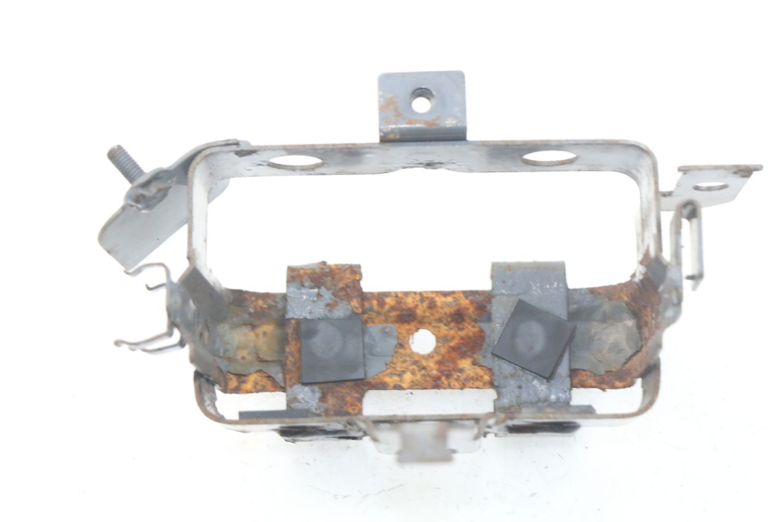 photo de POJEMNIK NA AKUMULATOR HONDA SCV LEAD 100 (2003 - 2007) - Zoom stanu zużycia