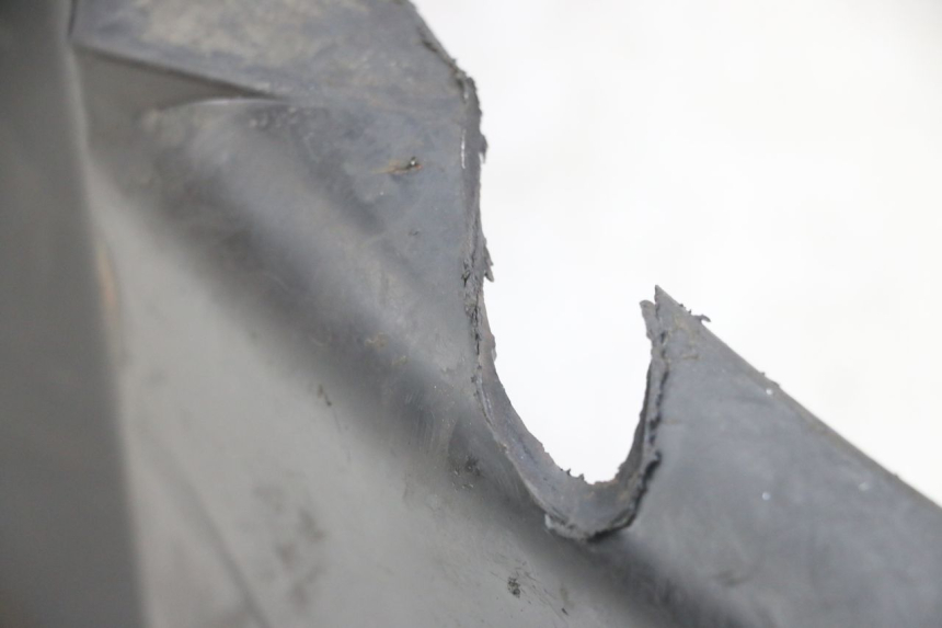 photo de POJEMNIK NA AKUMULATOR DERBI SENDA SM X-TREME 50 (2006 - 2010) - Inny kąt widzenia