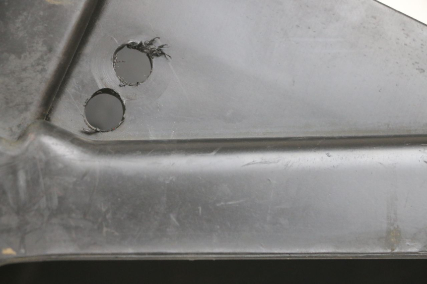 photo de POJEMNIK NA AKUMULATOR DERBI SENDA SM X-TREME 50 (2006 - 2010) - Zbliżenie techniczne