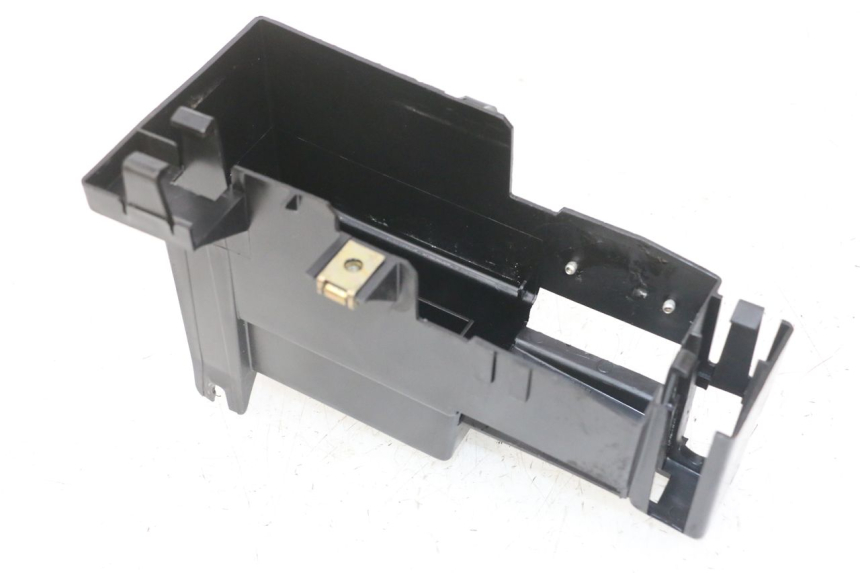 photo de POJEMNIK NA AKUMULATOR PEUGEOT SPEEDFIGHT 2 LC 50 (2000 - 2009) - Widok główny