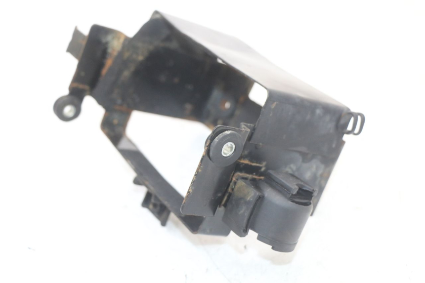 photo de POJEMNIK NA AKUMULATOR SUZUKI GS F 500 (2004 - 2007) - Zoom stanu zużycia