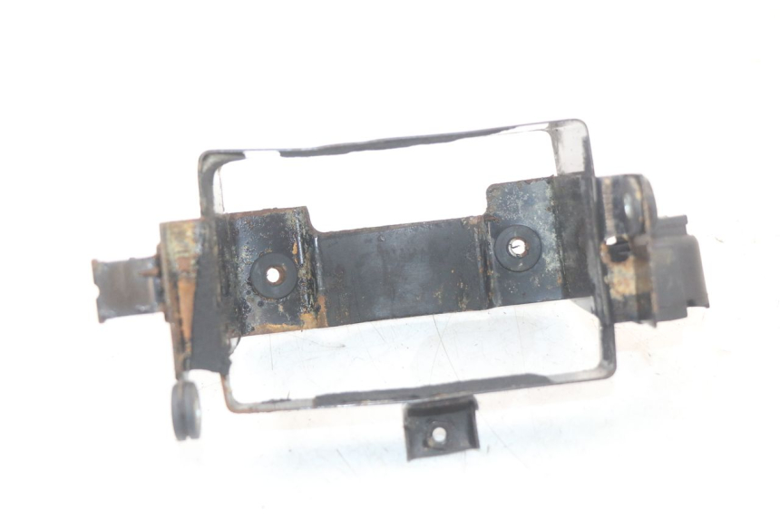 photo de POJEMNIK NA AKUMULATOR SUZUKI GS F 500 (2004 - 2007) - Stan powierzchni