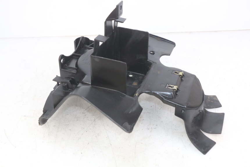 photo de POJEMNIK NA AKUMULATOR PEUGEOT SV 125 (1991 - 1994) - Zoom stanu zużycia