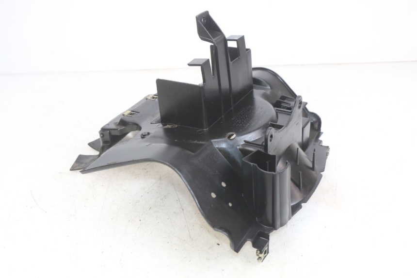 photo de POJEMNIK NA AKUMULATOR PEUGEOT SV 125 (1991 - 1994) - Zbliżenie techniczne