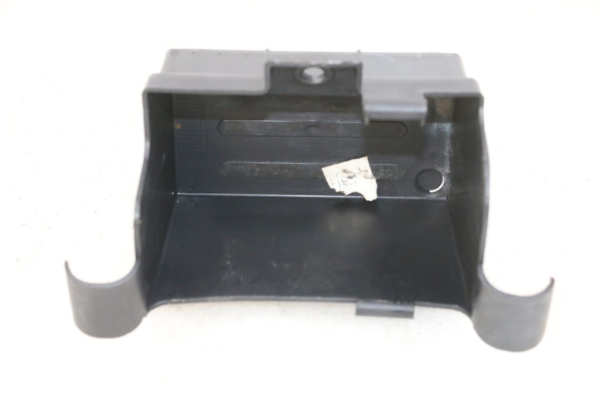 photo de POJEMNIK NA AKUMULATOR DAELIM VJ ROADWIN FI 125 (2008 - 2017) - Inny kąt widzenia