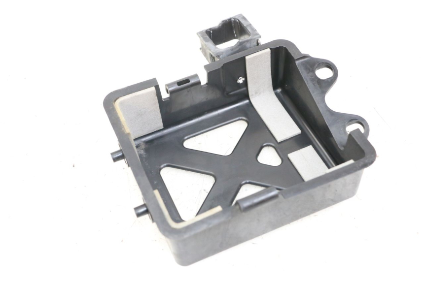 photo de POJEMNIK NA AKUMULATOR SUZUKI VL INTRUDER 125 (2004 - 2007) - Widok główny