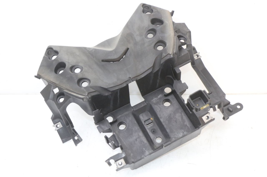 photo de POJEMNIK NA AKUMULATOR YAMAHA XMAX X-MAX ABS 125 (2017 - 2020) - Widok główny