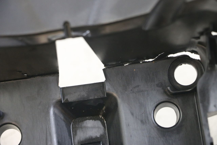 photo de POJEMNIK NA AKUMULATOR YAMAHA XMAX X-MAX ABS 125 (2017 - 2020) - Szczegół części