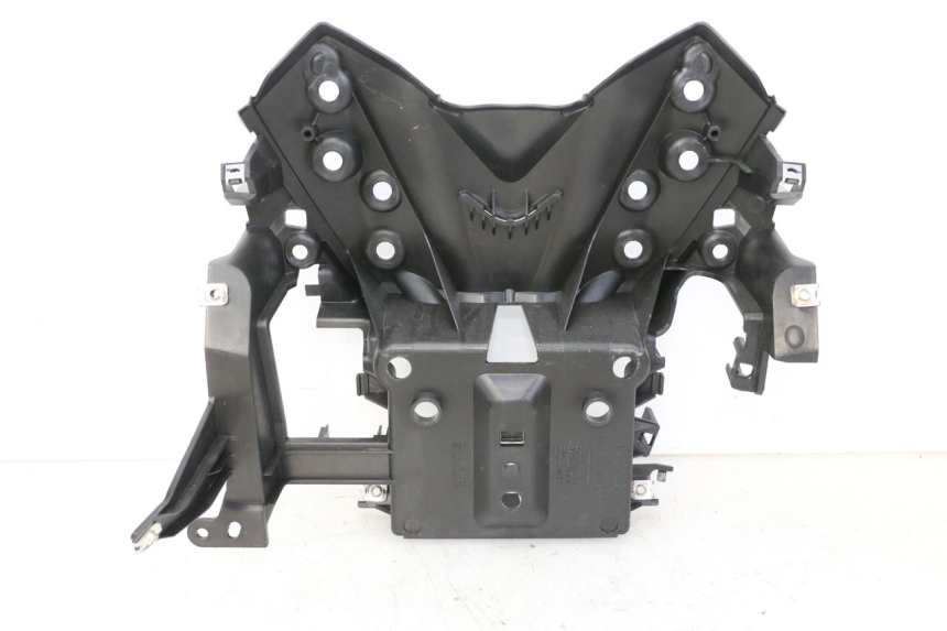 photo de POJEMNIK NA AKUMULATOR YAMAHA XMAX X-MAX 125 (2021 - 2025) - Inny kąt widzenia