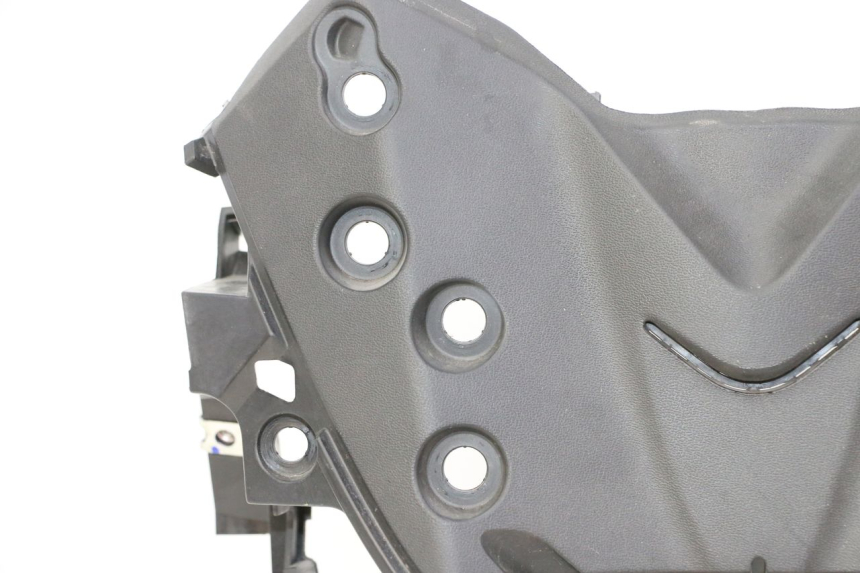 photo de POJEMNIK NA AKUMULATOR YAMAHA XMAX X-MAX 125 (2021 - 2025) - Oznaczenia i referencje