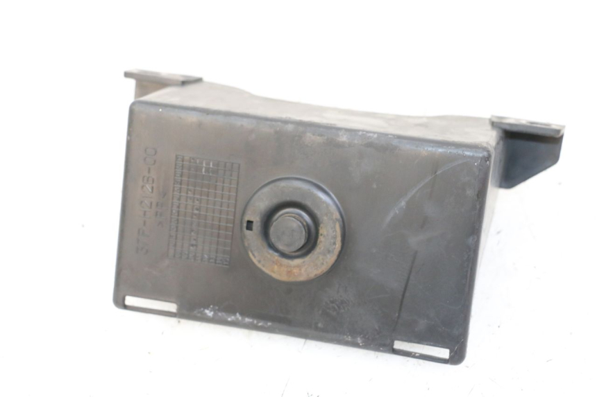 photo de POJEMNIK NA AKUMULATOR YAMAHA X-MAX XMAX ABS 250 (2010 - 2014) - Szczegół części