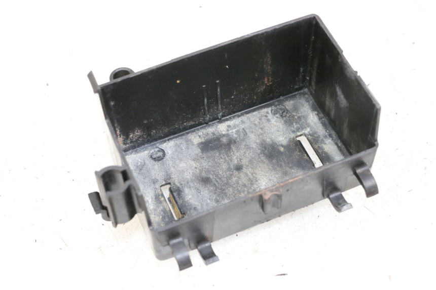 photo de POJEMNIK NA AKUMULATOR YAMAHA YE ZEST 50 (1992 - 1998) - Widok główny