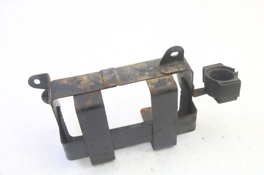 photo de POJEMNIK NA AKUMULATOR KYMCO ZING 125 (1997 - 2003) - Zbliżenie techniczne