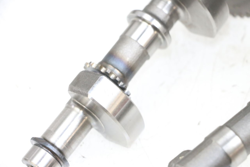 photo de Wahacz silnika SUZUKI BURGMAN 650 (2013 - 2020) - Inny kąt widzenia