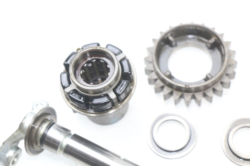 photo de Wahacz silnika YAMAHA FJR ABS 1300 (2006 - 2012) - Inny kąt widzenia