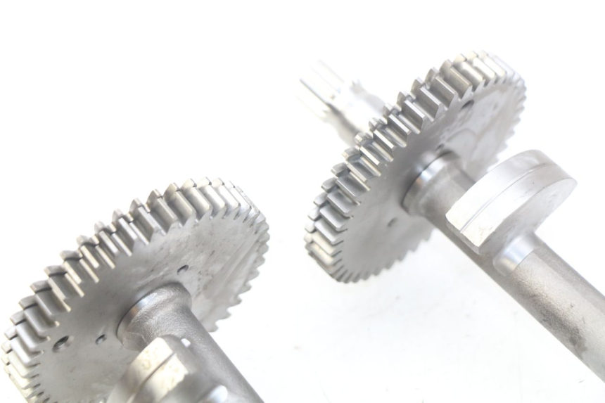 photo de Wahacz silnika HONDA FJS SILVERWING SILVER WING 400 (2009 - 2016) - Inny kąt widzenia