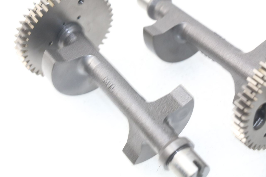 photo de Wahacz silnika HONDA INTEGRA NC D 750 (2016 - 2018) - Zbliżenie techniczne