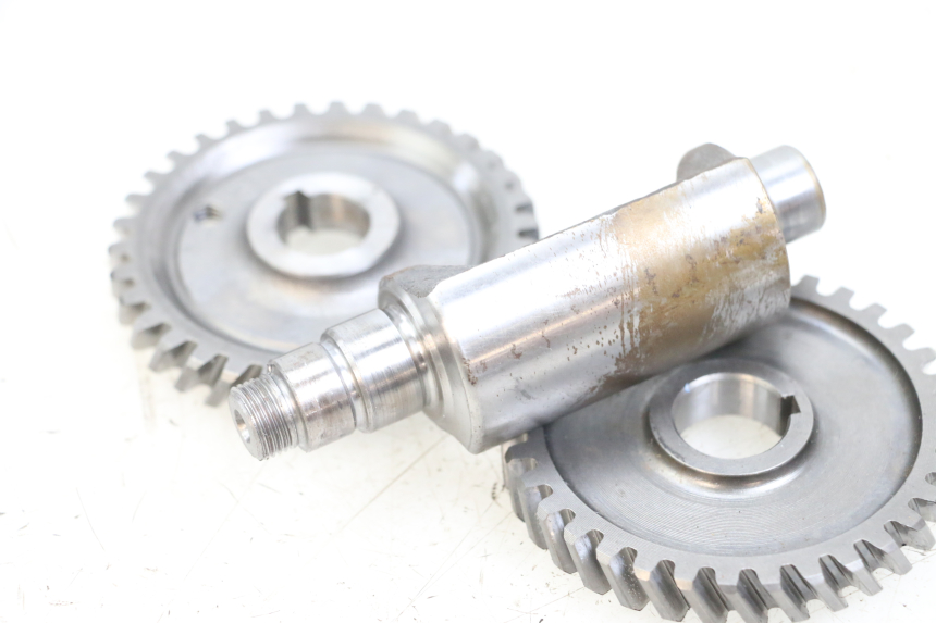 photo de Wahacz silnika RIEJU MRT 50 (2009 - 2017) - Zbliżenie techniczne