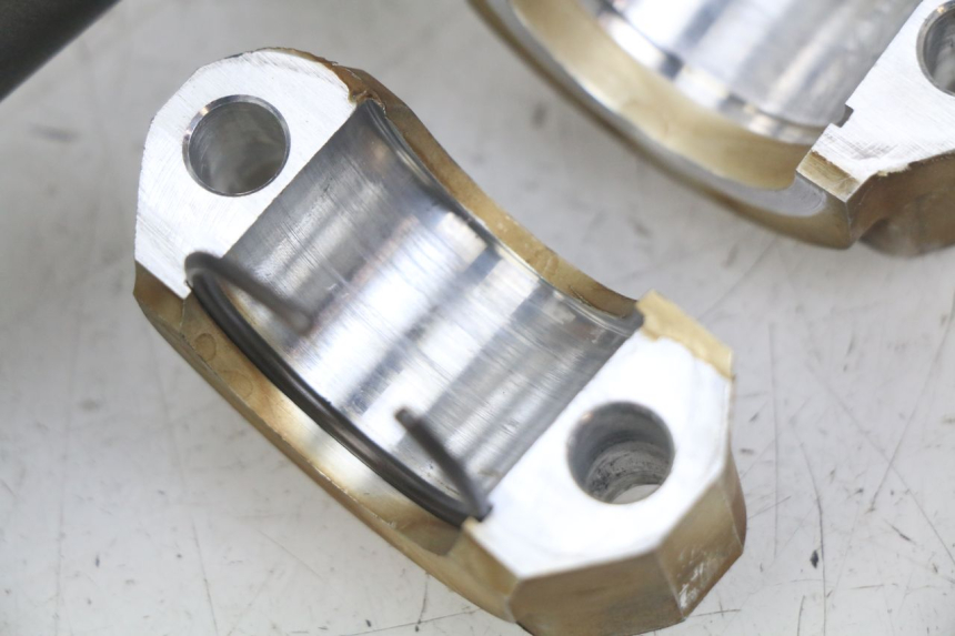 photo de Wahacz silnika TRIUMPH SPRINT ST 955 (1999 - 2001) - Inny kąt widzenia