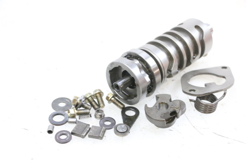 photo de WYBÓR WKŁADKI ZAMKA MV AGUSTA BRUTALE R WALLY 910 (2008 - 2008) - Szczegół części