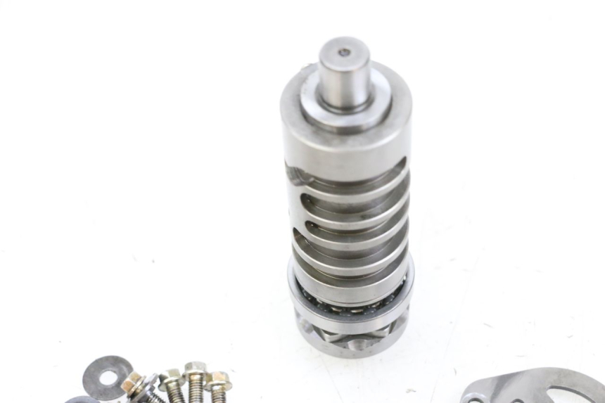 photo de WYBÓR WKŁADKI ZAMKA MV AGUSTA BRUTALE R WALLY 910 (2008 - 2008) - Inny kąt widzenia