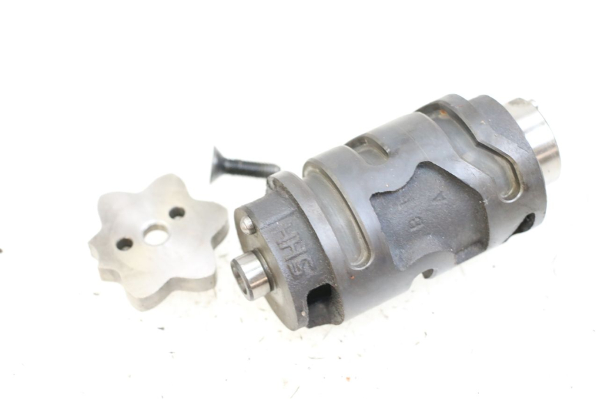 photo de WYBÓR WKŁADKI ZAMKA SHERCO CITY CORP 125 (2003 - 2007) - Zbliżenie techniczne