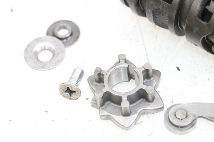 photo de WYBÓR WKŁADKI ZAMKA KAWASAKI KDX 125 (1990 - 1991) - Widok ogólny