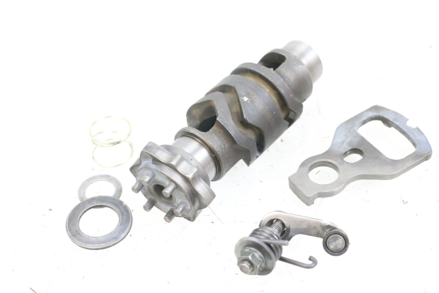 photo de WYBÓR WKŁADKI ZAMKA SUZUKI VL INTRUDER 125 (2004 - 2007) - Szczegół części