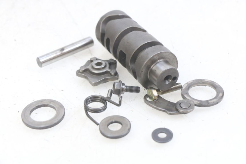 photo de WYBÓR WKŁADKI ZAMKA DAELIM VJ ROADWIN FI 125 (2008 - 2017) - Zoom stanu zużycia