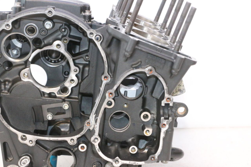 photo de DOLNA CZĘŚĆ SILNIKA YAMAHA YZF R6 600 (2008 - 2009) - Część sprawdzona