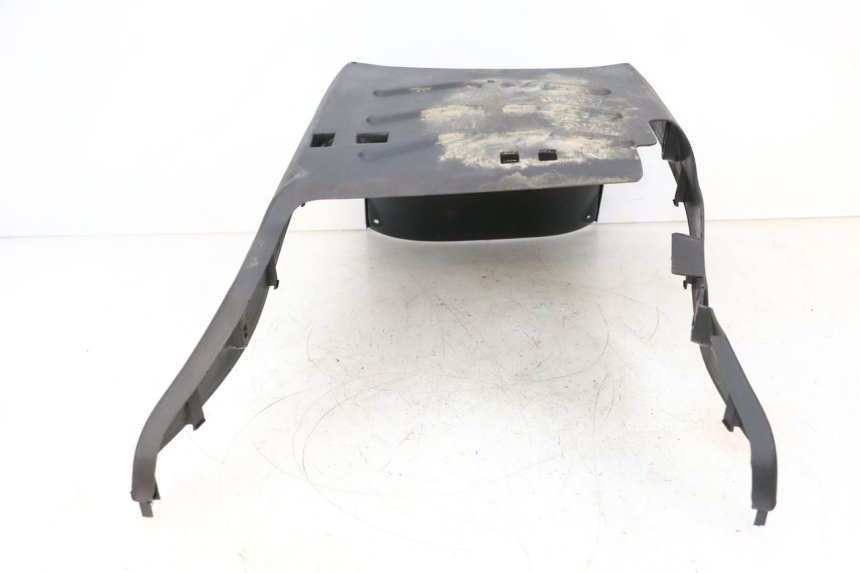 photo de PROGIEBIEŃ NADWOZIA KYMCO AGILITY 4T 50 (2018 - 2022) - Zbliżenie techniczne