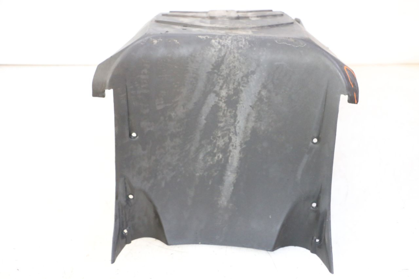 photo de progi boczne KYMCO AGILITY NAKED RENOUVO 2T 50 (2011 - 2018) - Zbliżenie komponentów