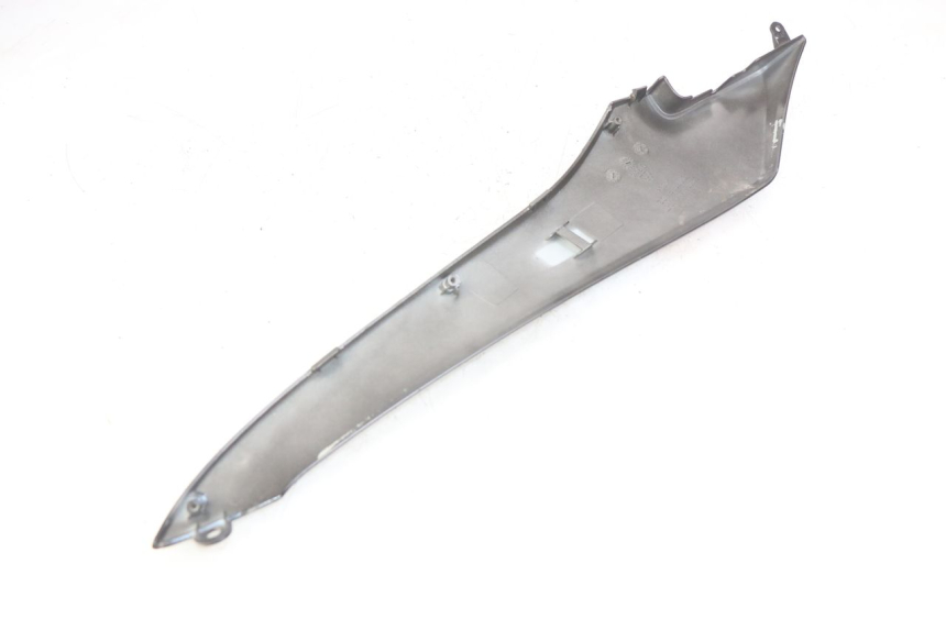 photo de PRAWA TYLNA LISTWA PROGOWA KYMCO AGILITY 16+ 4T 50 (2018 - 2023) - Widok ogólny