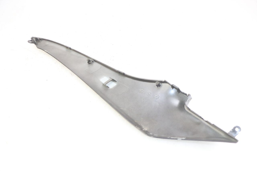 photo de PRAWA TYLNA LISTWA PROGOWA KYMCO AGILITY 16+ 4T 50 (2018 - 2023) - Punkty mocowania