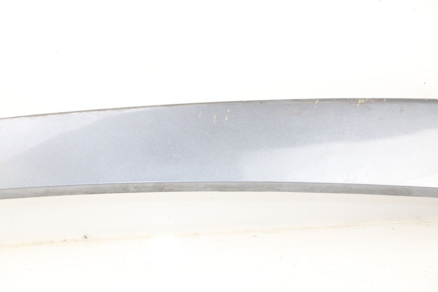 photo de PRAWA TYLNA LISTWA PROGOWA KYMCO LIKE 4T 50 (2009 - 2018) - Szczegóły charakterystyczne