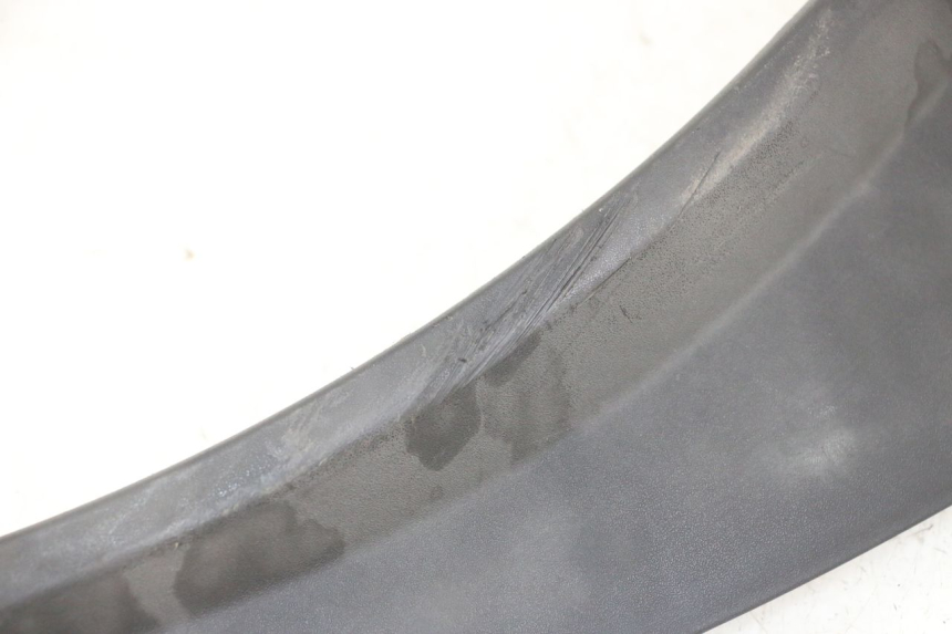 photo de PRAWA TYLNA LISTWA PROGOWA PIAGGIO MP3 LT 300 (2010 - 2016) - Część sprawdzona