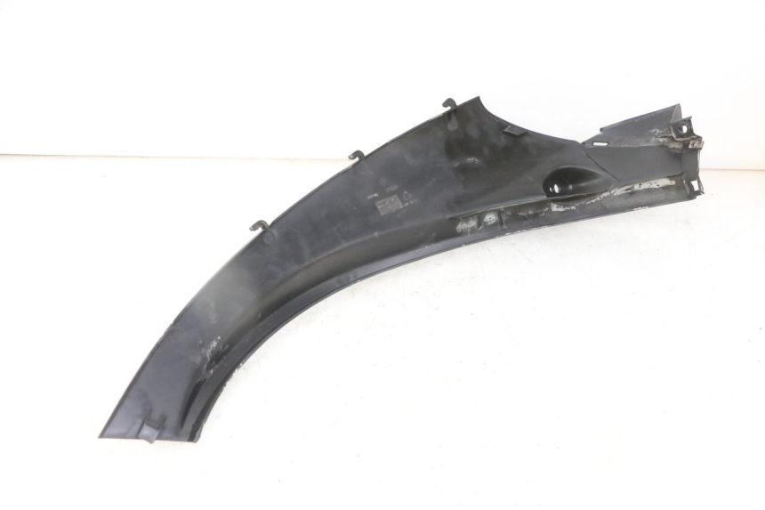 photo de PRAWA TYLNA LISTWA PROGOWA PIAGGIO MP3 LT 300 (2010 - 2016) - Szczegół części