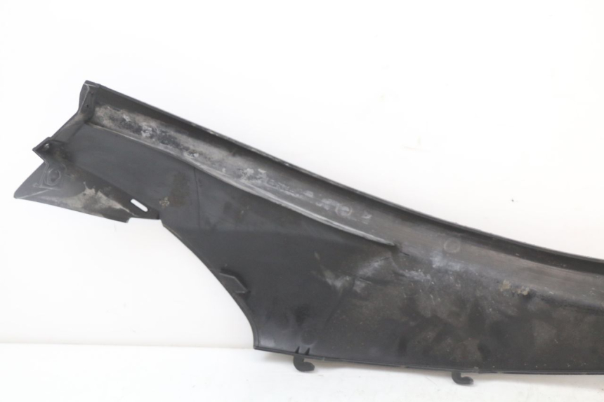 photo de PRAWA TYLNA LISTWA PROGOWA PIAGGIO MP3 125 (2006 - 2014) - Widok ogólny