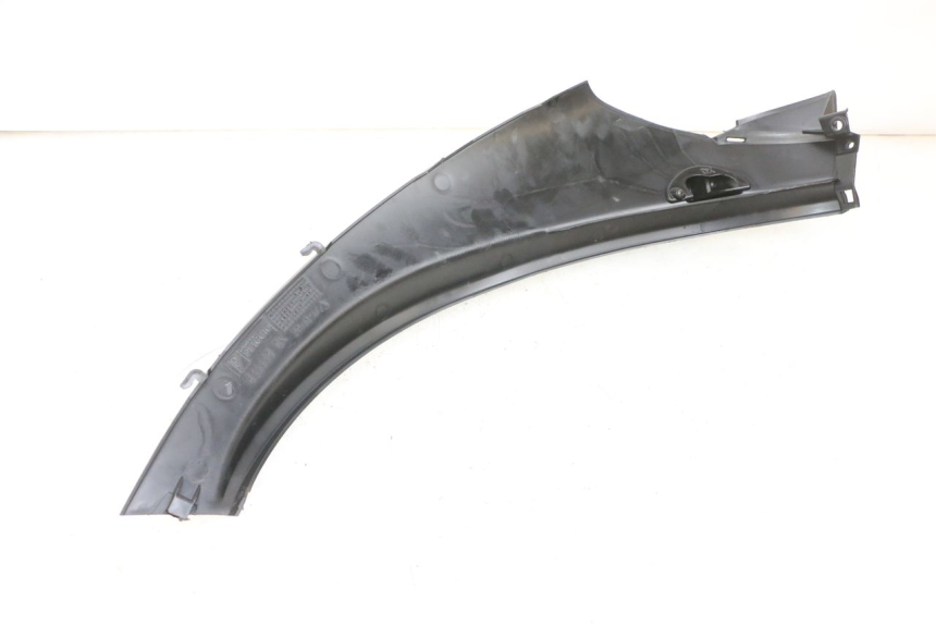 photo de PRAWA TYLNA LISTWA PROGOWA PIAGGIO MP3 RL 250 (2006 - 2010) - Szczegół części