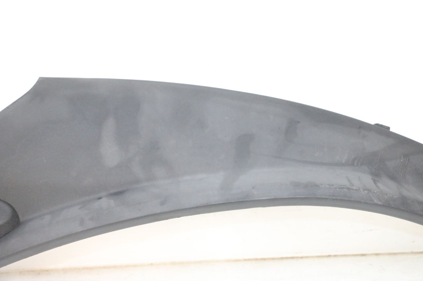 photo de PRAWA TYLNA LISTWA PROGOWA PIAGGIO MP3 RL 250 (2006 - 2010) - Oznaczenia i referencje