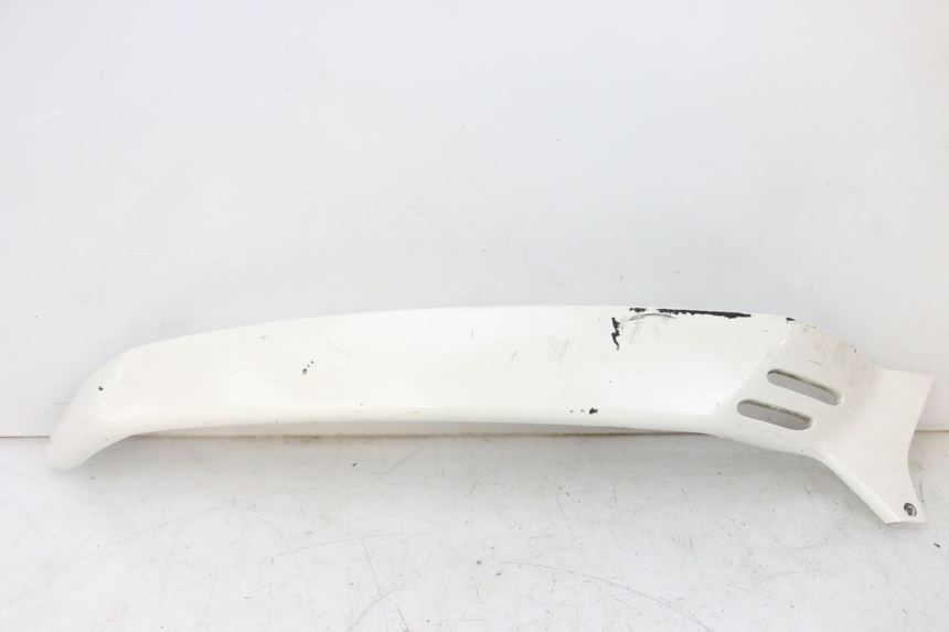 photo de PRAWA TYLNA LISTWA PROGOWA PIAGGIO VESPA GTS SUPER IE 125 (2009 - 2016) - Widok główny