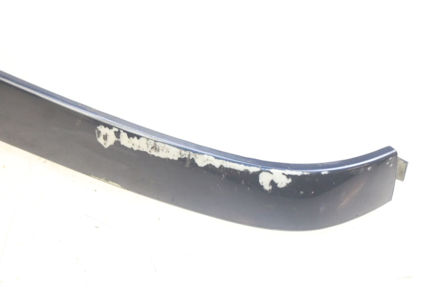 photo de PRAWA TYLNA LISTWA PROGOWA PIAGGIO VESPA LXV 125 (2006 - 2009) - Oznaczenia i referencje