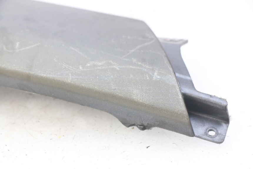 photo de PRAWA TYLNA LISTWA PROGOWA PIAGGIO X9 EVOLUTION 125 (2003 - 2007) - Widok ogólny