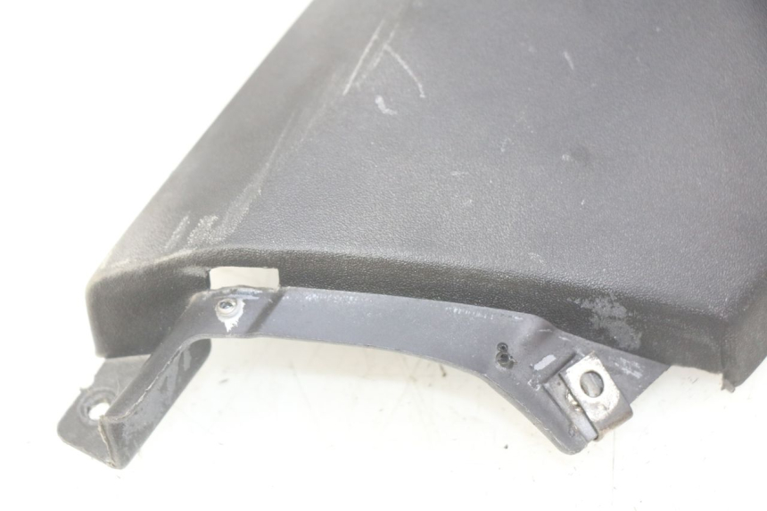 photo de PRAWA TYLNA LISTWA PROGOWA PIAGGIO X9 EVOLUTION 125 (2003 - 2007) - Widok ogólny